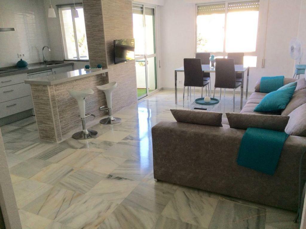 Luminoso Apartamento En Playa Las Redes, Entorno Natural Pinares Y Dunas. Wifi Эль-Пуэрто-де-Санта-Мария Экстерьер фото